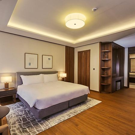 Camphortree Hotel And Resort Jeju Bagian luar foto