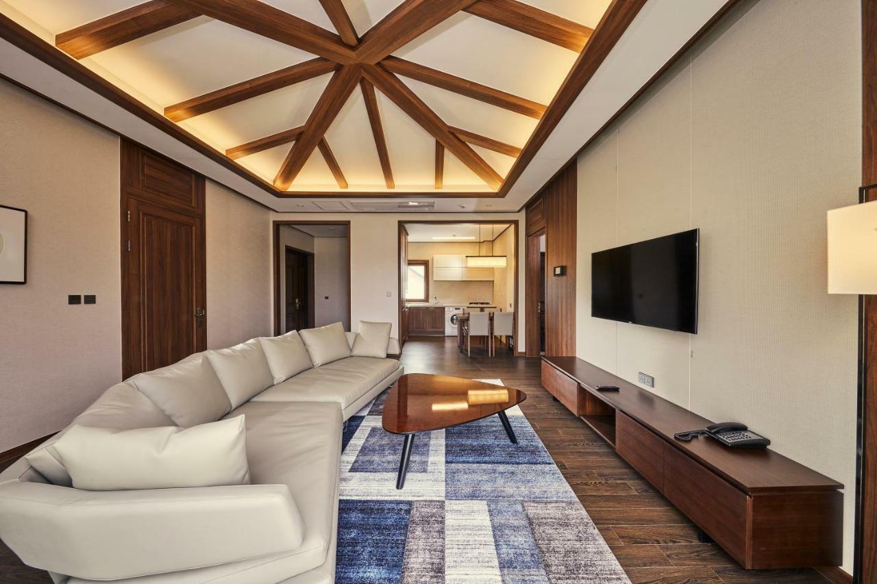 Camphortree Hotel And Resort Jeju Bagian luar foto